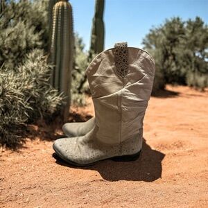 Biltrite Cream Ostrich and Genuine Leather 8.5 Womens Western Cowgirl boot
